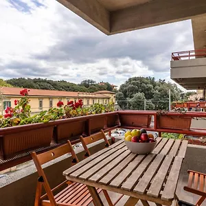  Appartamento Museo Fattori Roomy With Balcony! Italia